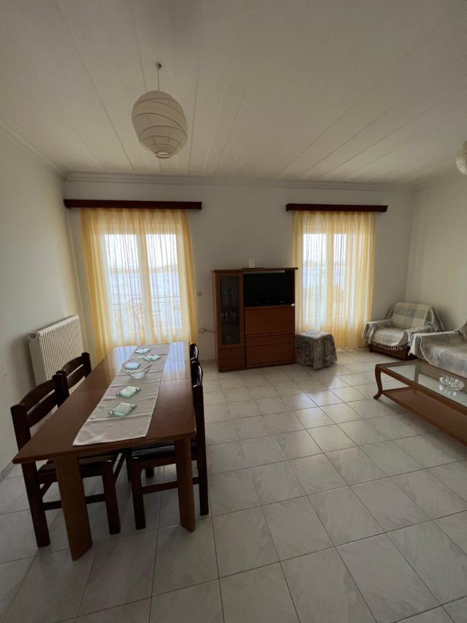 Irene Studios Nydri  Luaran gambar